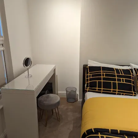 Fully-Equipped Flat In The City Of London Exterior photo